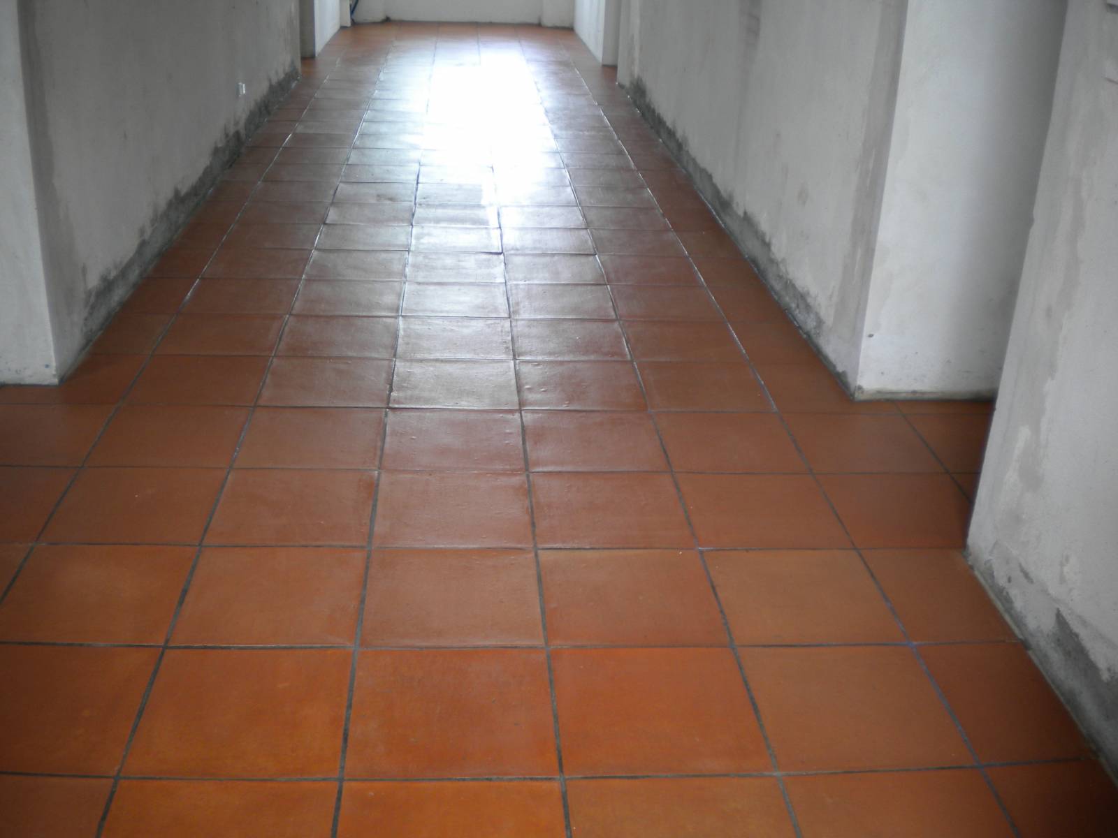 Nettoyage sols terre cuite APRES