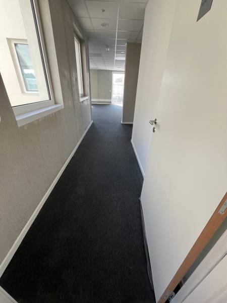 Entretien et nettoyage de grands espaces professionnels en région bordelaise