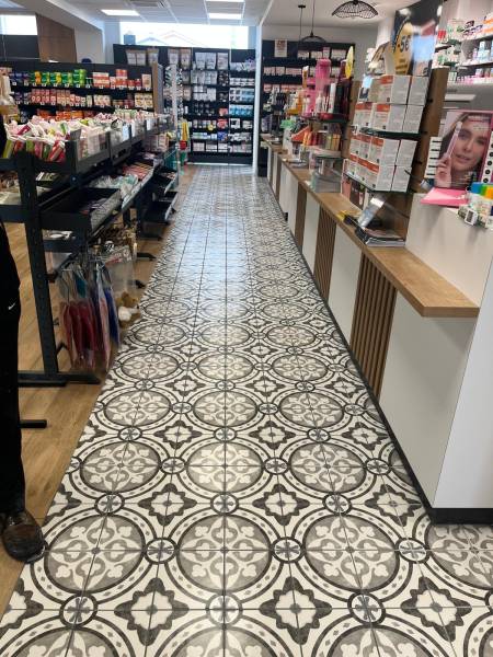 Nettoyage et entretien de commerces et espaces de vente en région bordelaise