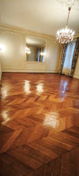 Nettoyage et protection de sols en bois et parquet en région bordelaise