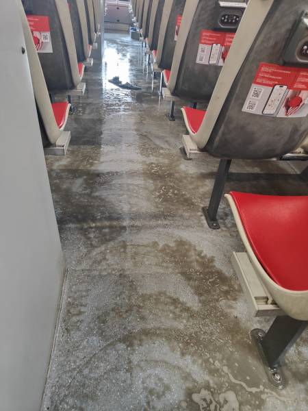 Nettoyage de transport en commun sur la région bordelaise